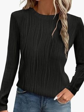 Women's Black Textured Long-Sleeve Crewneck Top